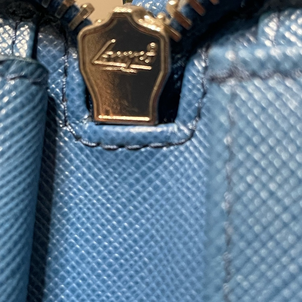 Prada unisex saffiano leather travel wallet - Picture 14 of 14